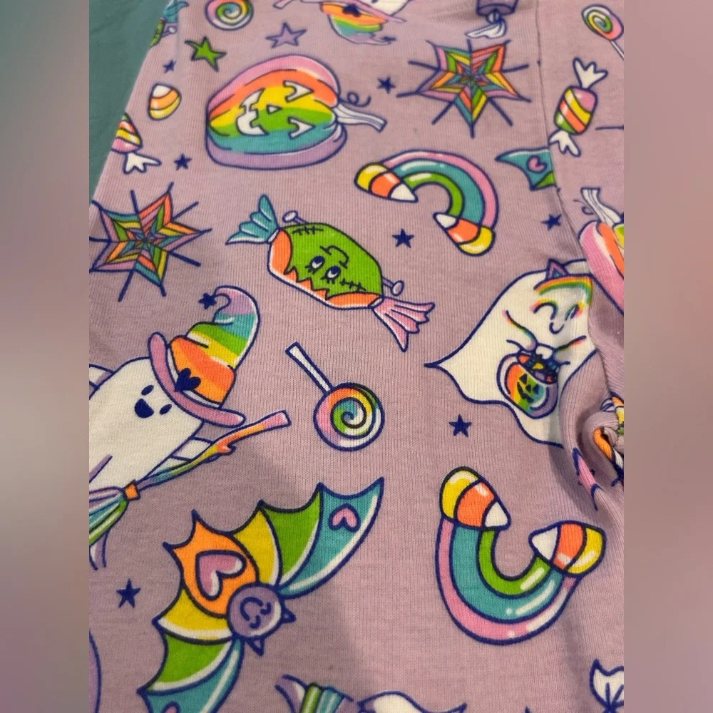 The Children’s Place “Boo Crew” Glow in the Dark Pajama Set 👻🍭🍬🧙🏻‍♀️🎃